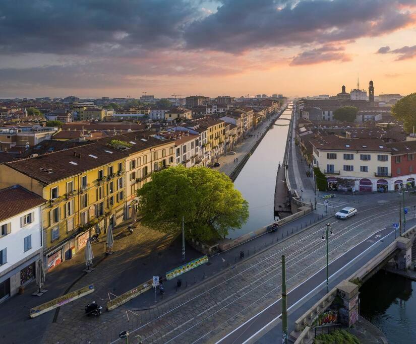 Апартаменты Duomo 10 Min Luxury • Terrazzo • Wi-Fi • Netflix Милан Экстерьер фото