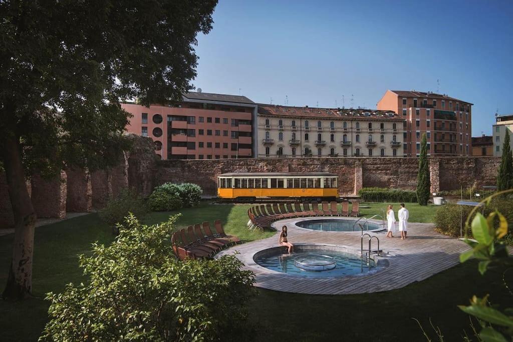 Апартаменты Duomo 10 Min Luxury • Terrazzo • Wi-Fi • Netflix Милан Экстерьер фото
